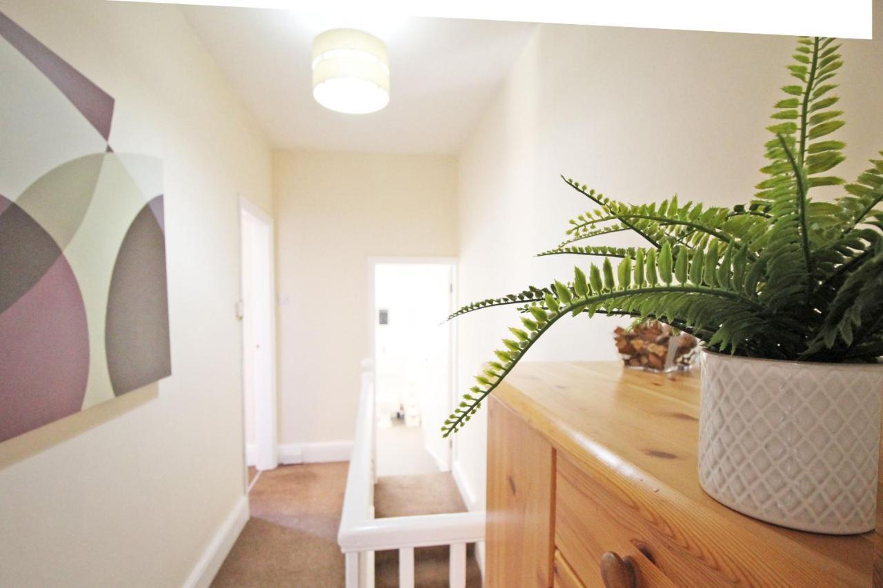 2 Bed, Up To 6 Guests Near Chester City Centre Exterior foto