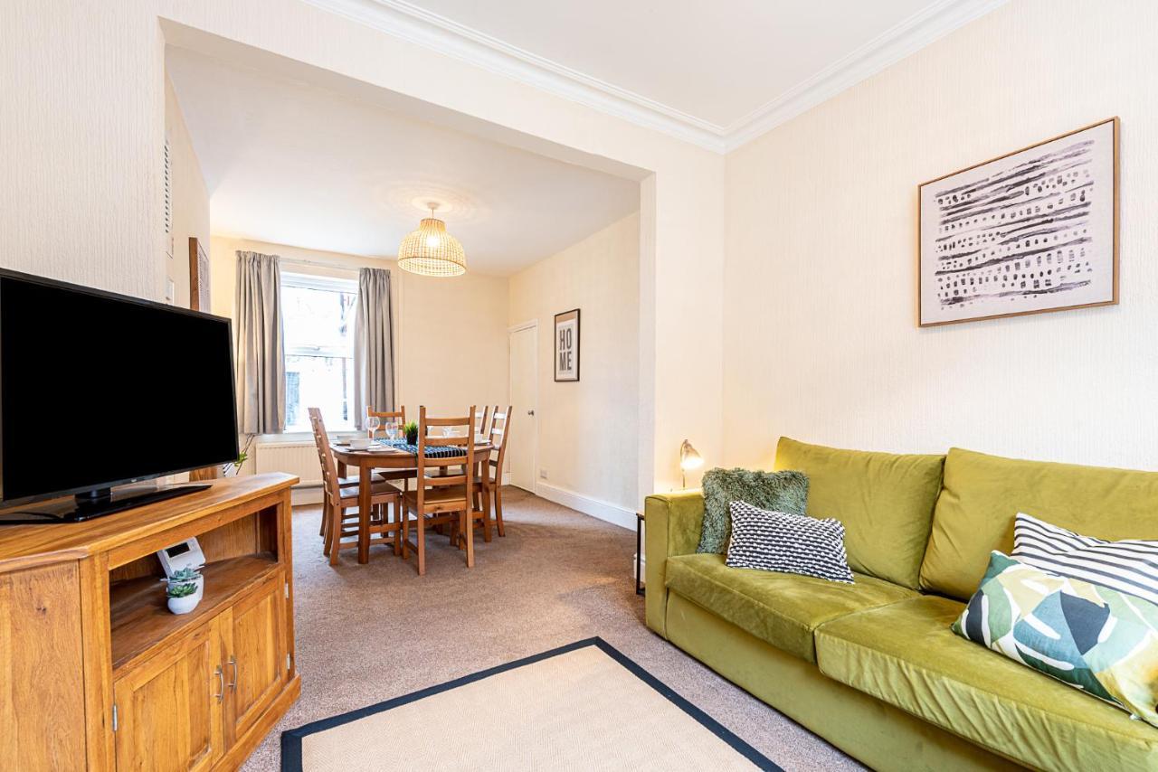 2 Bed, Up To 6 Guests Near Chester City Centre Exterior foto