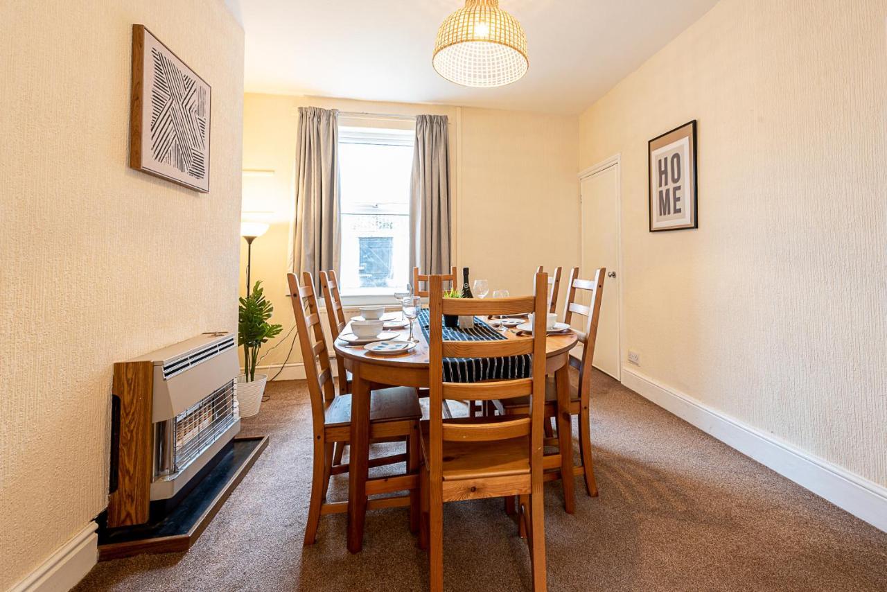 2 Bed, Up To 6 Guests Near Chester City Centre Exterior foto